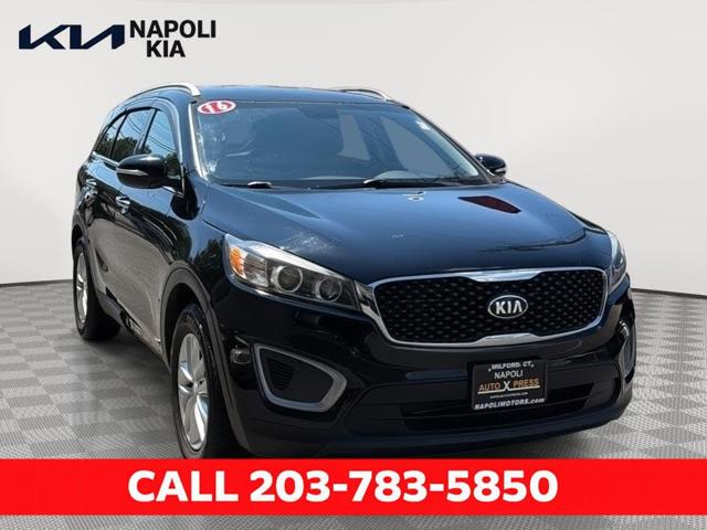 2016 Kia Sorento LX