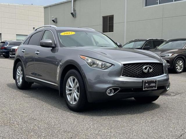 2017 Infiniti QX70 Base