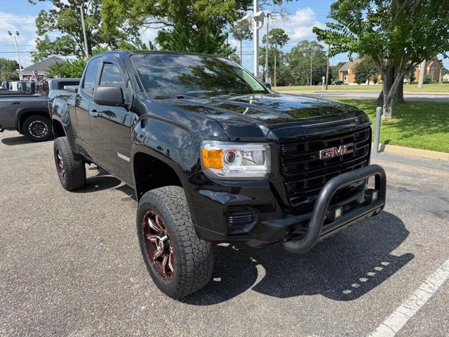 2022 GMC Canyon Elevation Standard