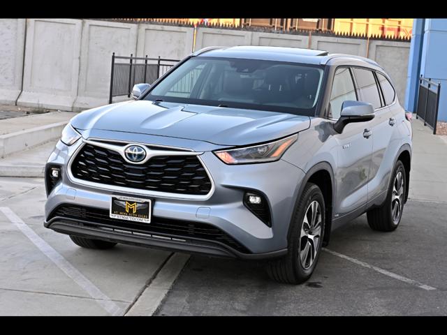 2021 Toyota Highlander Hybrid XLE