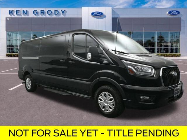 2023 Ford Transit Passenger Wagon 350 XLT Low Roof LB RWD