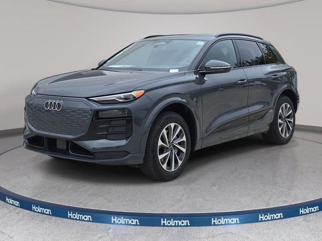 2027 Audi Q6 e-tron quattro Premium
