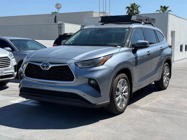 2022 Toyota Highlander Hybrid Limited