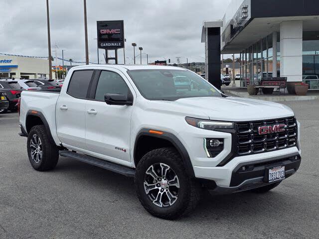 2023 GMC Canyon AT4