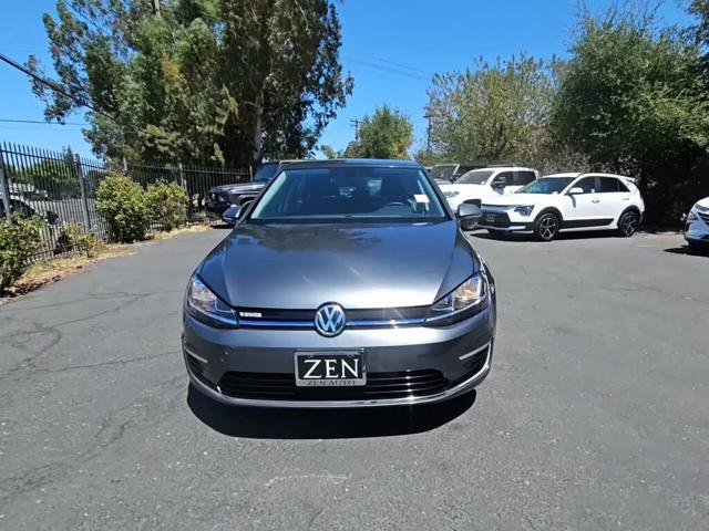 2019 Volkswagen e-Golf SE