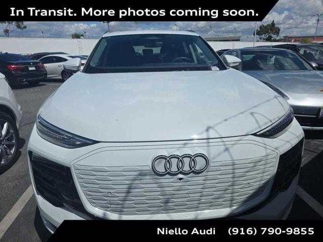 2025 Audi Q6 e-tron quattro Premium Plus