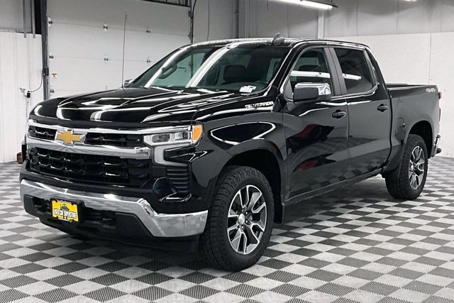 2023 Chevrolet Silverado 1500 LT — photo 1 of 2