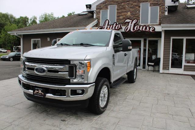 2017 Ford Super Duty F-250 SRW XLT