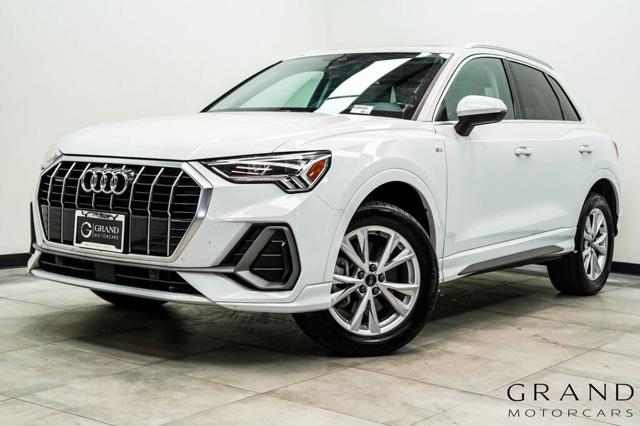 2024 Audi Q3 quattro Premium S Line 45 TFSI