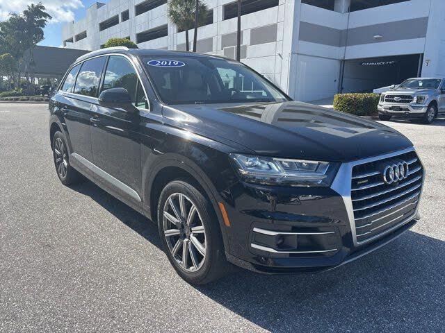 2019 Audi Q7 55 TFSI quattro Premium Plus
