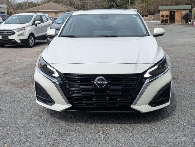 2024 Nissan Altima 2.5 SV FWD