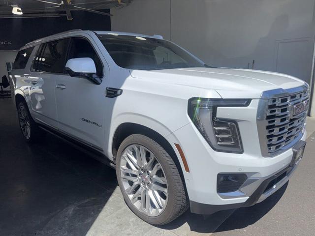 2026 GMC Yukon XL Denali 4WD