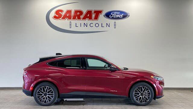 2025 Ford Mustang Mach-E Premium AWD