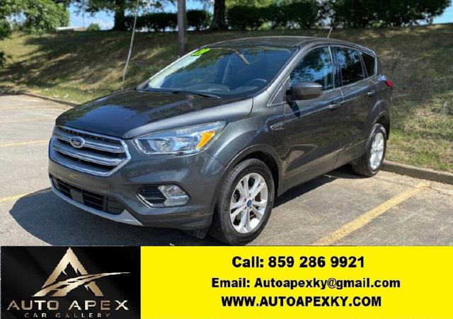 2019 Ford Escape SE FWD
