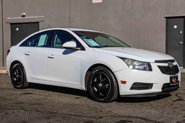 2014 Chevrolet Cruze 1LT Sedan FWD