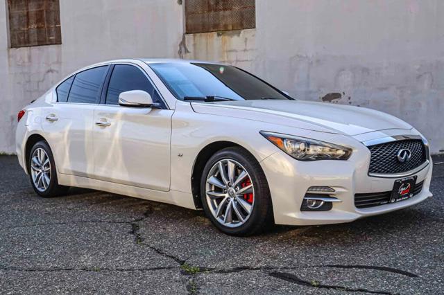 2015 INFINITI Q50 3.7 Premium AWD