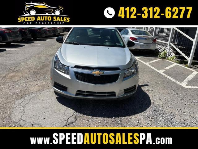 2012 Chevrolet Cruze LS Sedan FWD