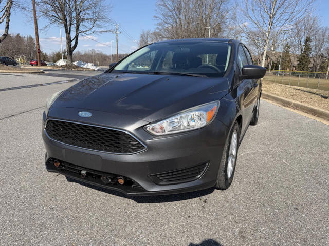 2018 Ford Focus SE Hatchback