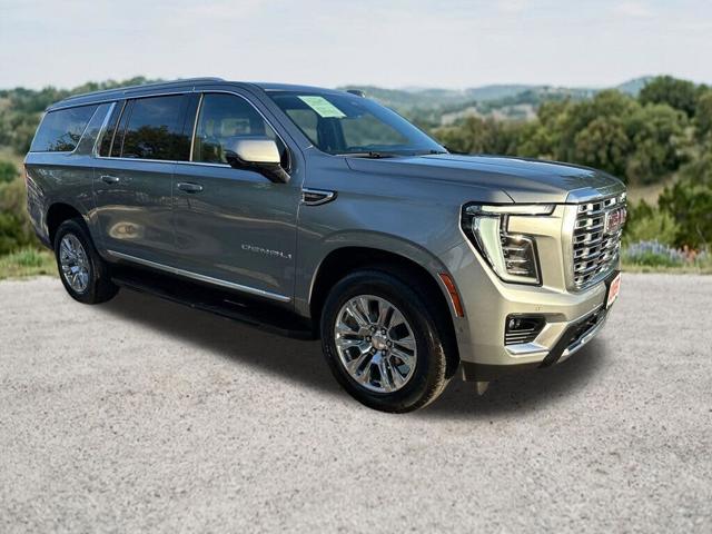 2025 GMC Yukon XL Denali 4WD