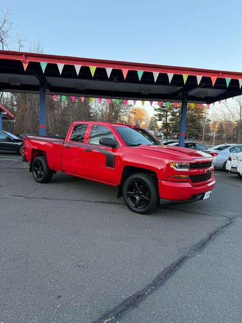 2018 Chevrolet Silverado 1500 Custom