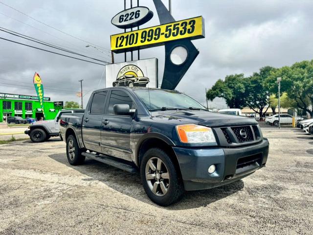 2015 Nissan Titan SV