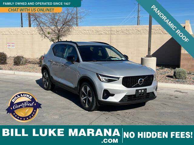 2023 Volvo XC40 B5 Plus Dark Theme AWD