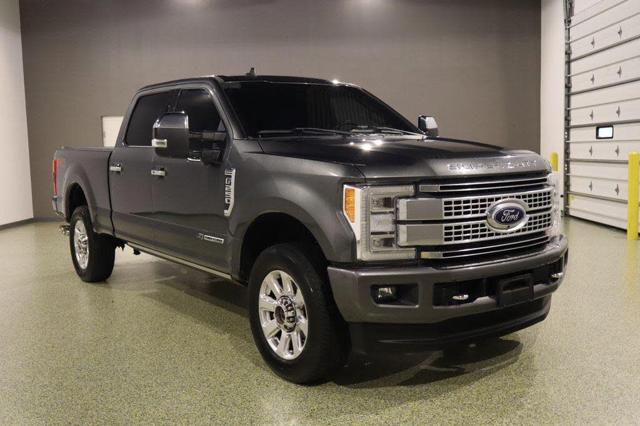 2019 Ford Super Duty F-250 SRW Platinum