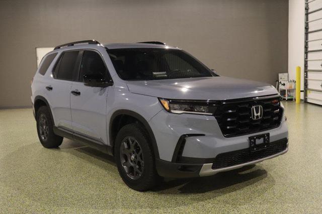 2025 Honda Pilot TrailSport AWD
