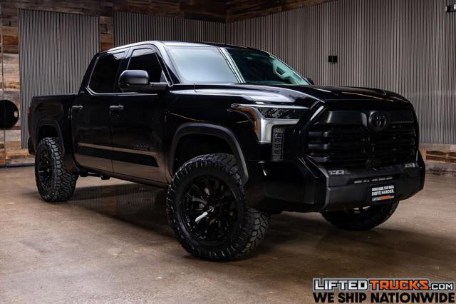 2022 Toyota Tundra 2WD SR5 RWD