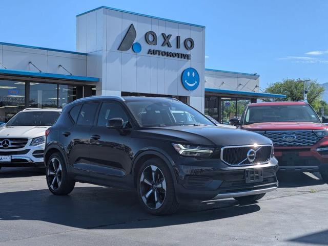 2019 Volvo XC40 T5 Momentum AWD