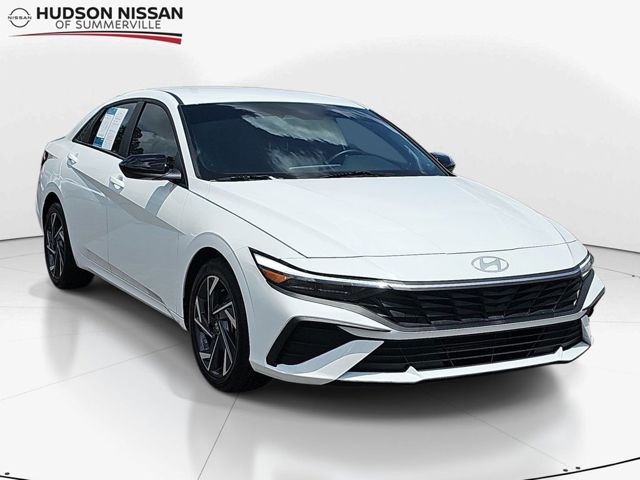 2025 Hyundai Elantra SEL Sport FWD