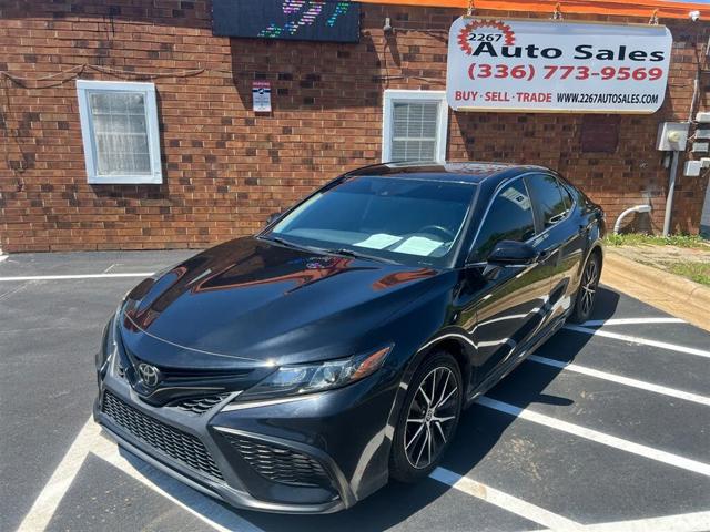 2022 Toyota Camry SE FWD