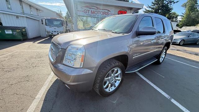 2012 GMC Yukon Denali AWD