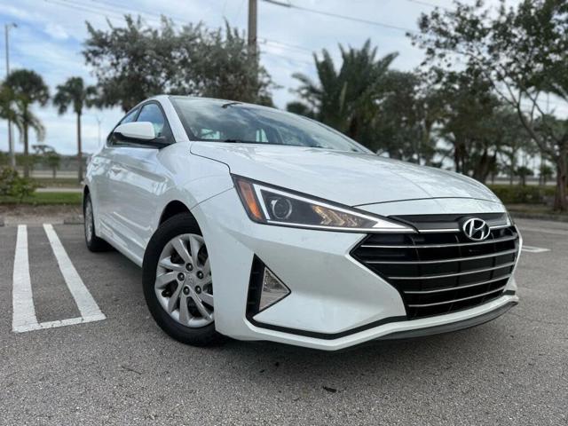 2020 Hyundai Elantra SE FWD