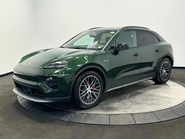 2025 Porsche Macan AWD