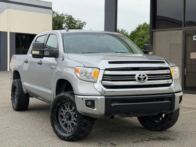2016 Toyota Tundra 4WD Truck SR5 FFV