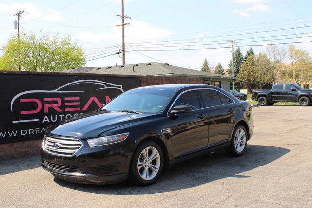 2017 Ford Taurus SE