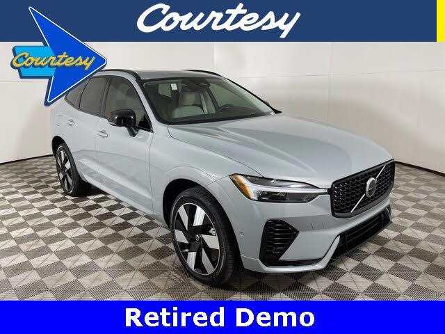 2025 Volvo XC60 Plug-In Hybrid Recharge T8 Plus Dark Theme eA