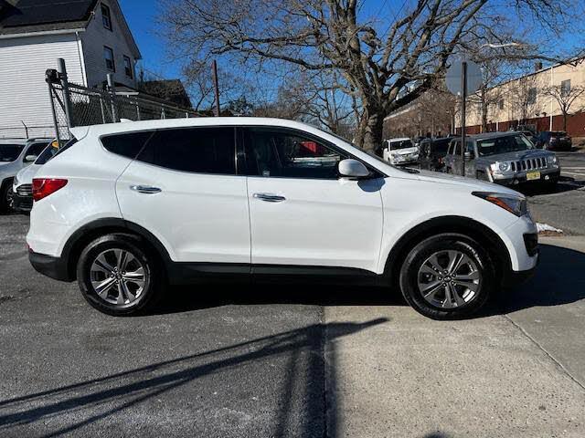 2016 Hyundai Santa Fe Sport 2.4L FWD