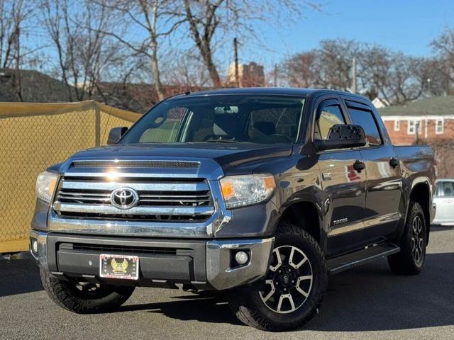 2017 Toyota Tundra 4WD SR5