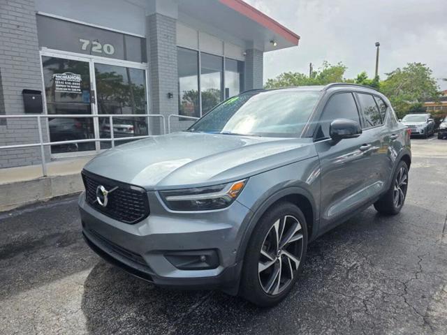 2019 Volvo XC40 T5 R-Design AWD