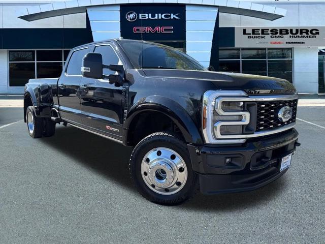 2025 Ford Super Duty F-450 DRW Platinum