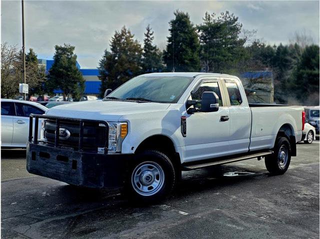 2017 Ford Super Duty F-350 SRW XL