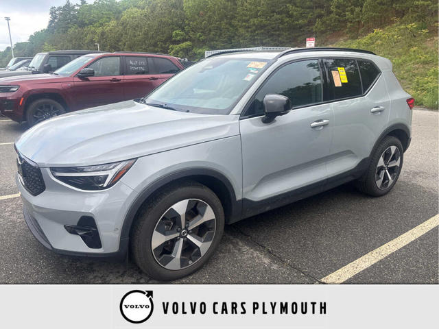 2026 Volvo XC40 B5 Plus AWD