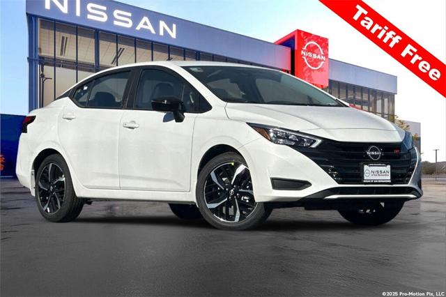 2025 Nissan Versa SR FWD