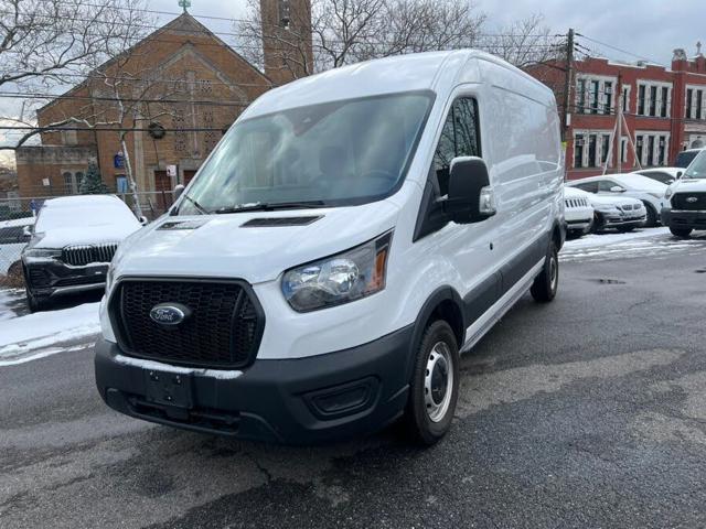 2024 Ford Transit Cargo Van 250 Medium Roof LB RWD