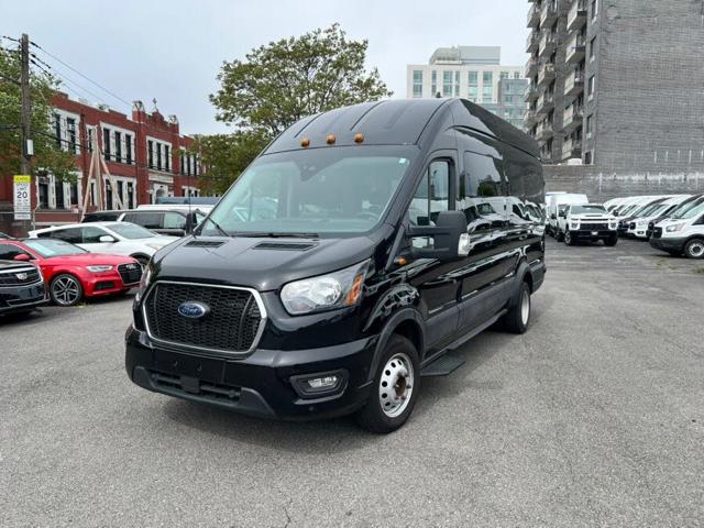 2024 Ford Transit Passenger Wagon 350 HD XL High Roof Extended L