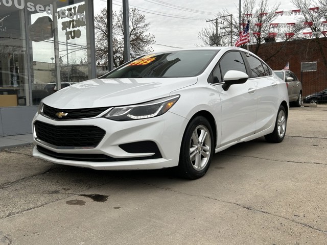 2018 Chevrolet Cruze LT Sedan FWD