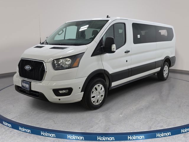 2025 Ford Transit Passenger Wagon 350 XLT Low Roof LB RWD