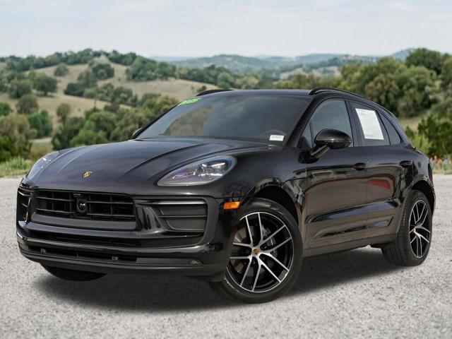 2025 Porsche Macan AWD